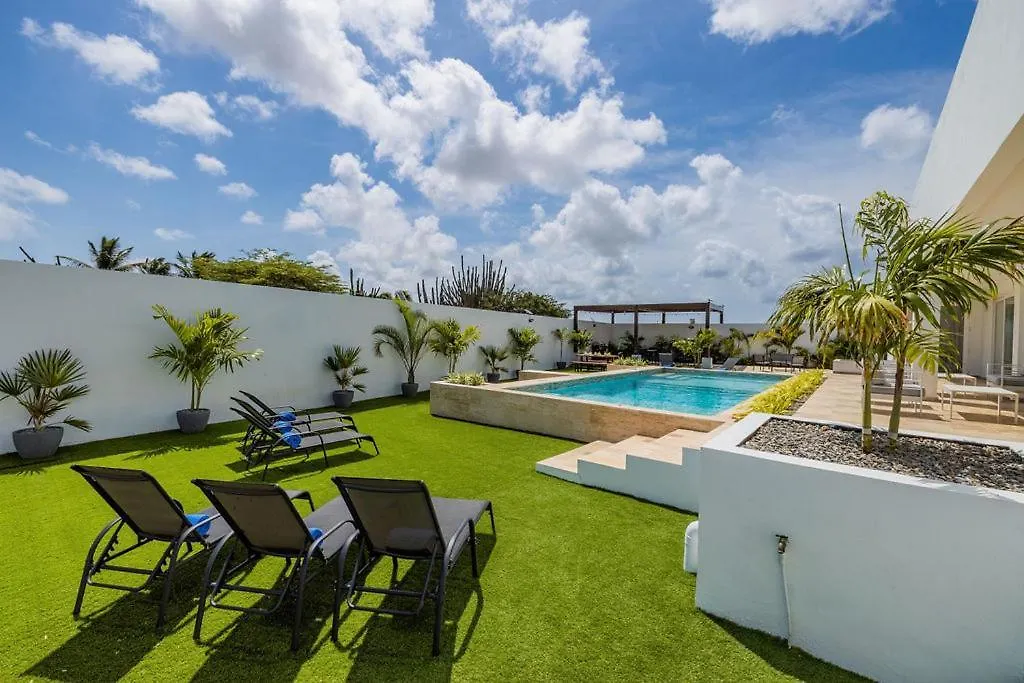 Stunning 6-Bedroom Villa In Aruba Palm Beach 0*,