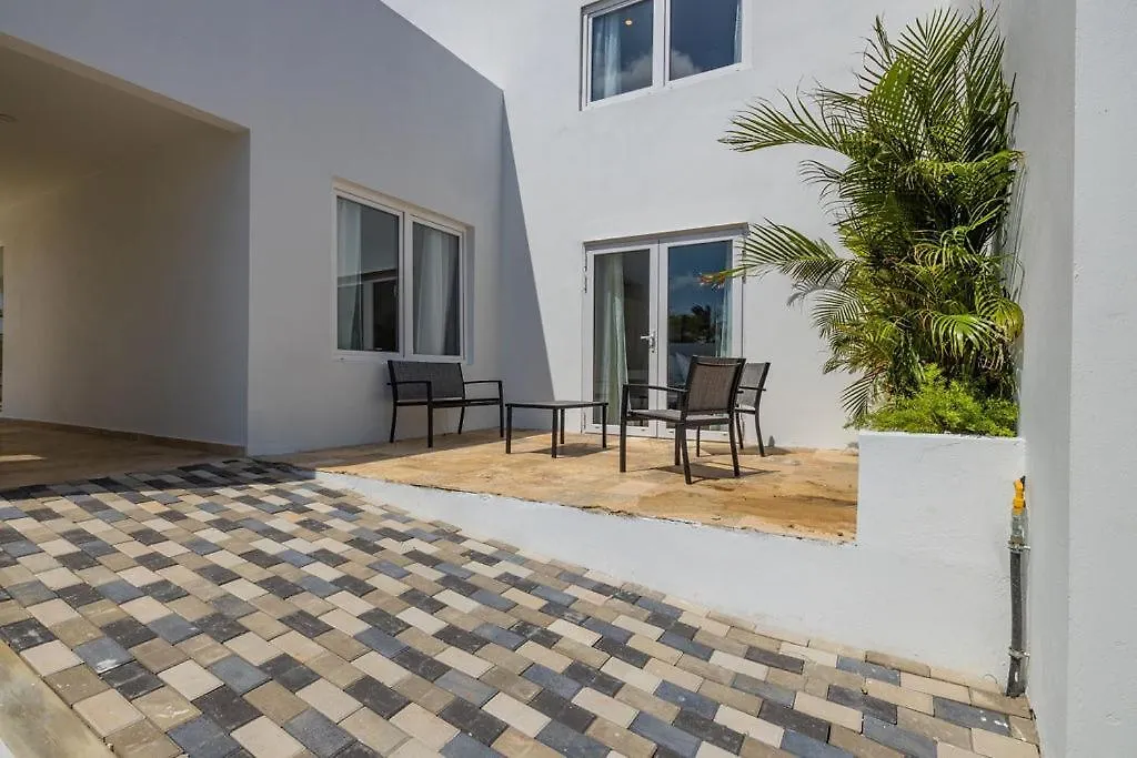 Stunning 6-Bedroom Villa In Aruba Palm Beach 0*,  Aruba