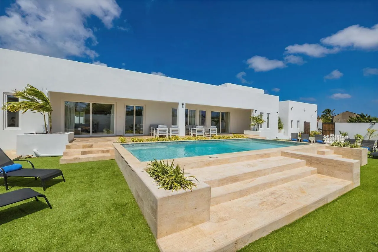 פאלם ביץ' Stunning 6-Bedroom Villa In Aruba ארובה