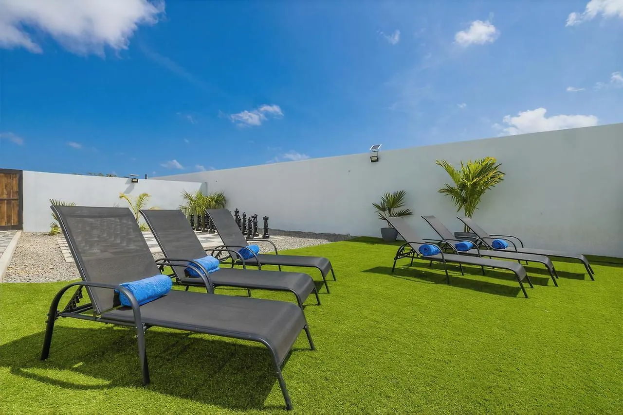 פאלם ביץ' Stunning 6-Bedroom Villa In Aruba