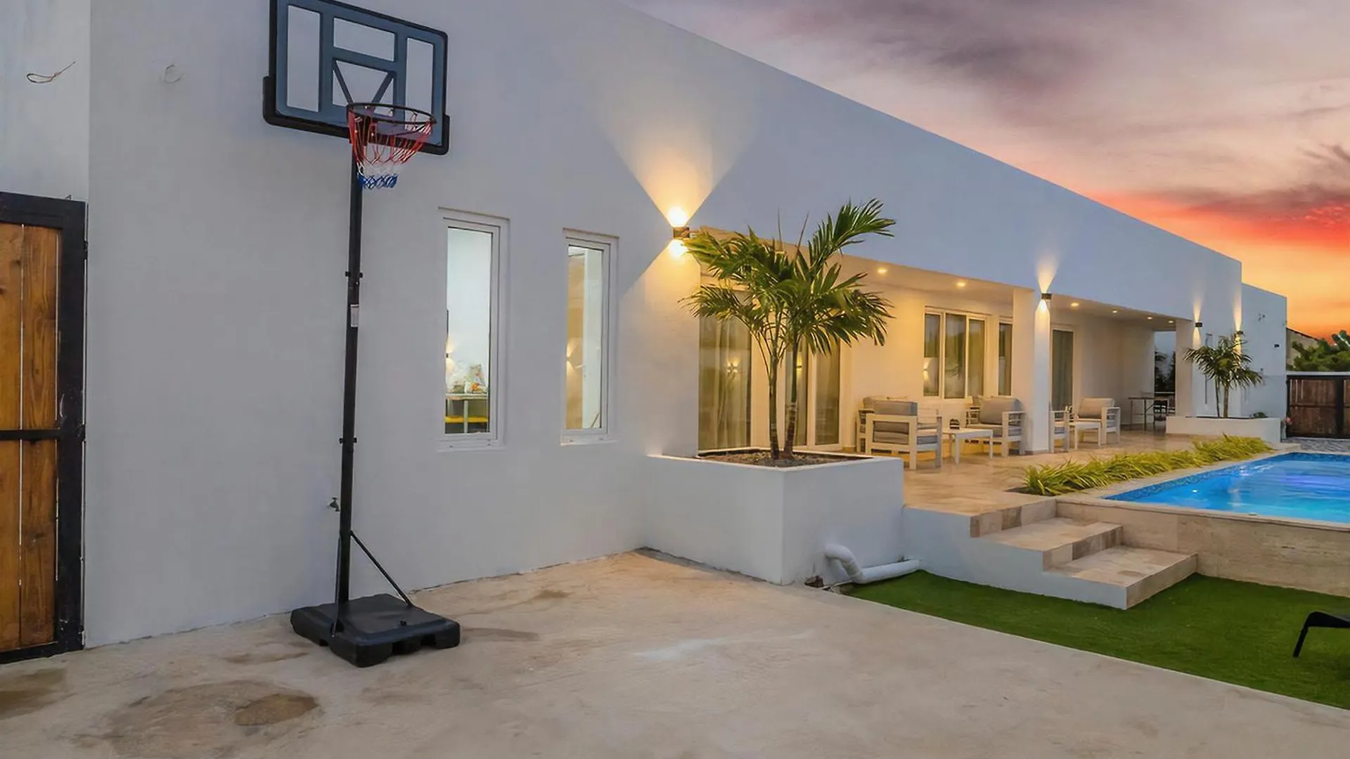 פאלם ביץ' Stunning 6-Bedroom Villa In Aruba